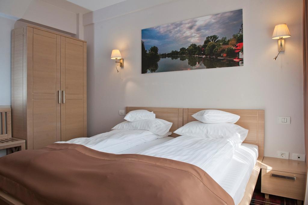 Hotel Leon & Spa Arad Bilik gambar